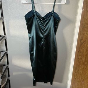 Fashion Nova. Color: Emerald Green. Size: medium